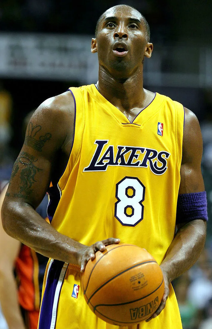 Kobe Bryant in a Los Angeles Lakers uniform